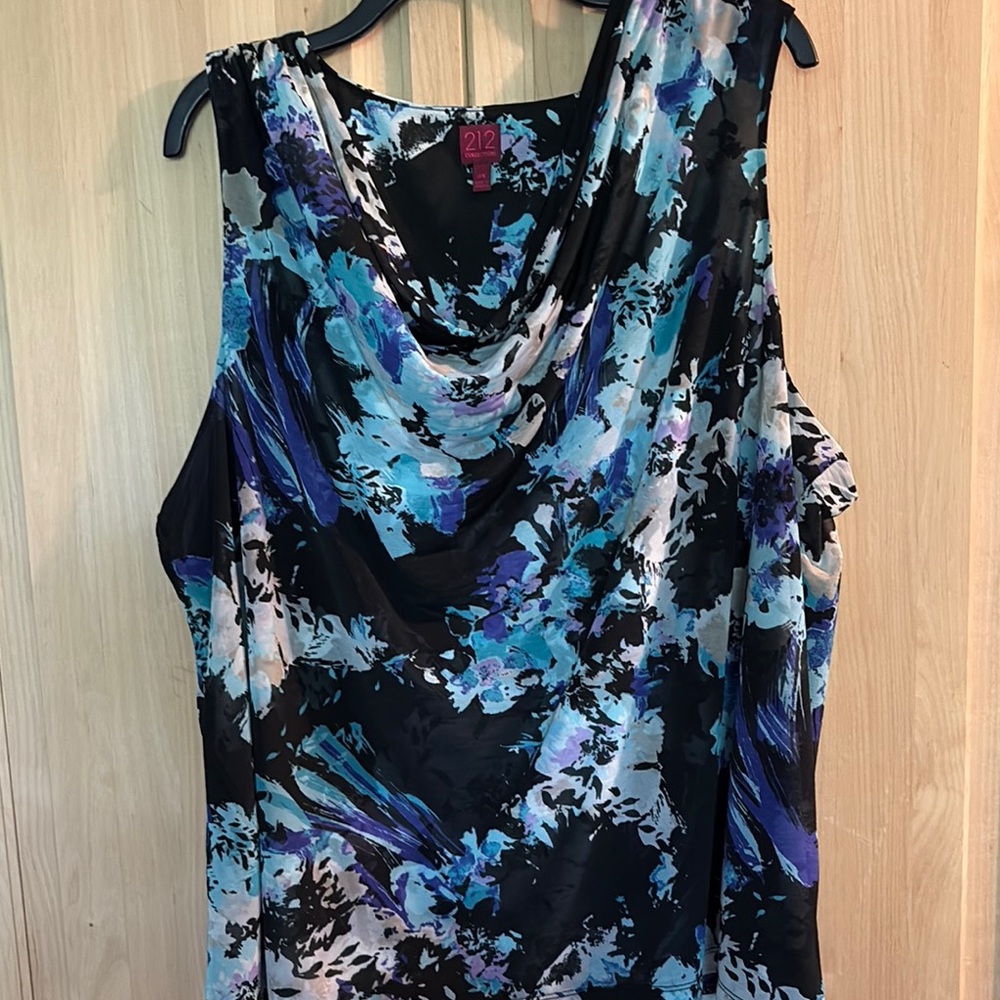212 Collection Women's Sleeveless Top - Black and Blue